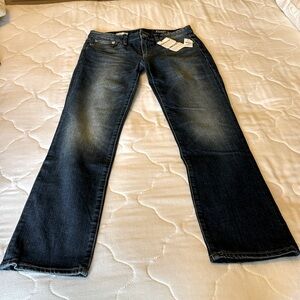 NWT: Gap “Real Straight” low rise jeans, women’s 26s